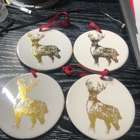 New Kurt Adler 3 1/2” Winter Woods Ceramic Disc Christmas Ornament(4pieces) - Picture 5 of 5